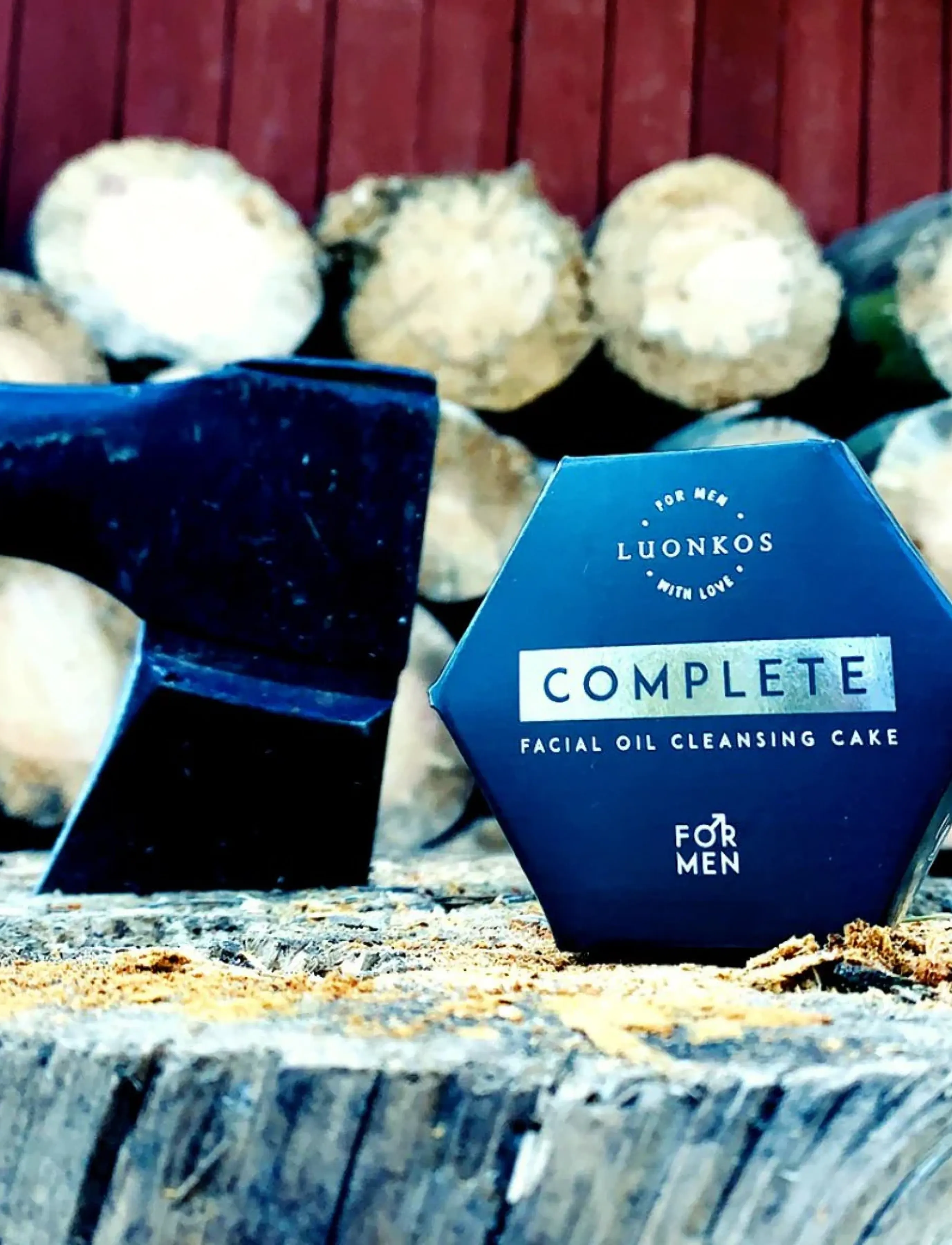 Luonkos - Complete facial oil cleansing cake, for men - charcoal - 3