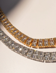 LUV AJ - The Triple Crystal Tennis Bracelet-Gold - kettenarmbänder - gold - 1