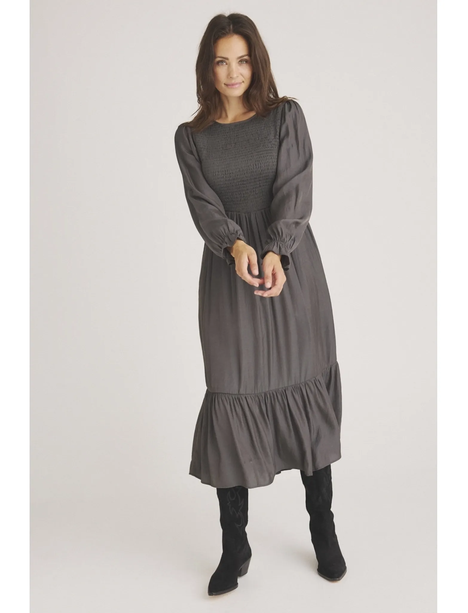 Luxzuz Smoki Dress - Midi dresses - MAGNET / grey