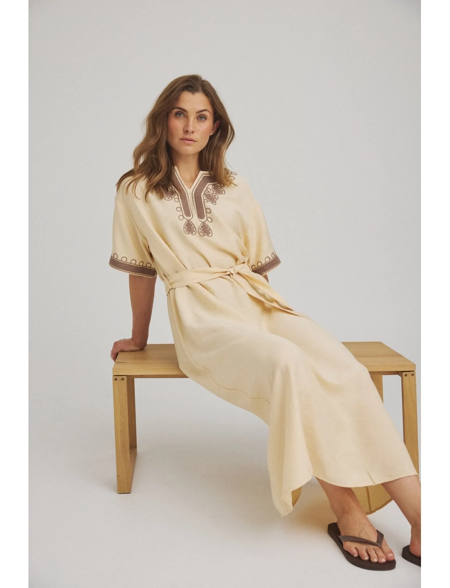 Luxzuz Vava Dress - Kleider - SOFT ECRU / beige