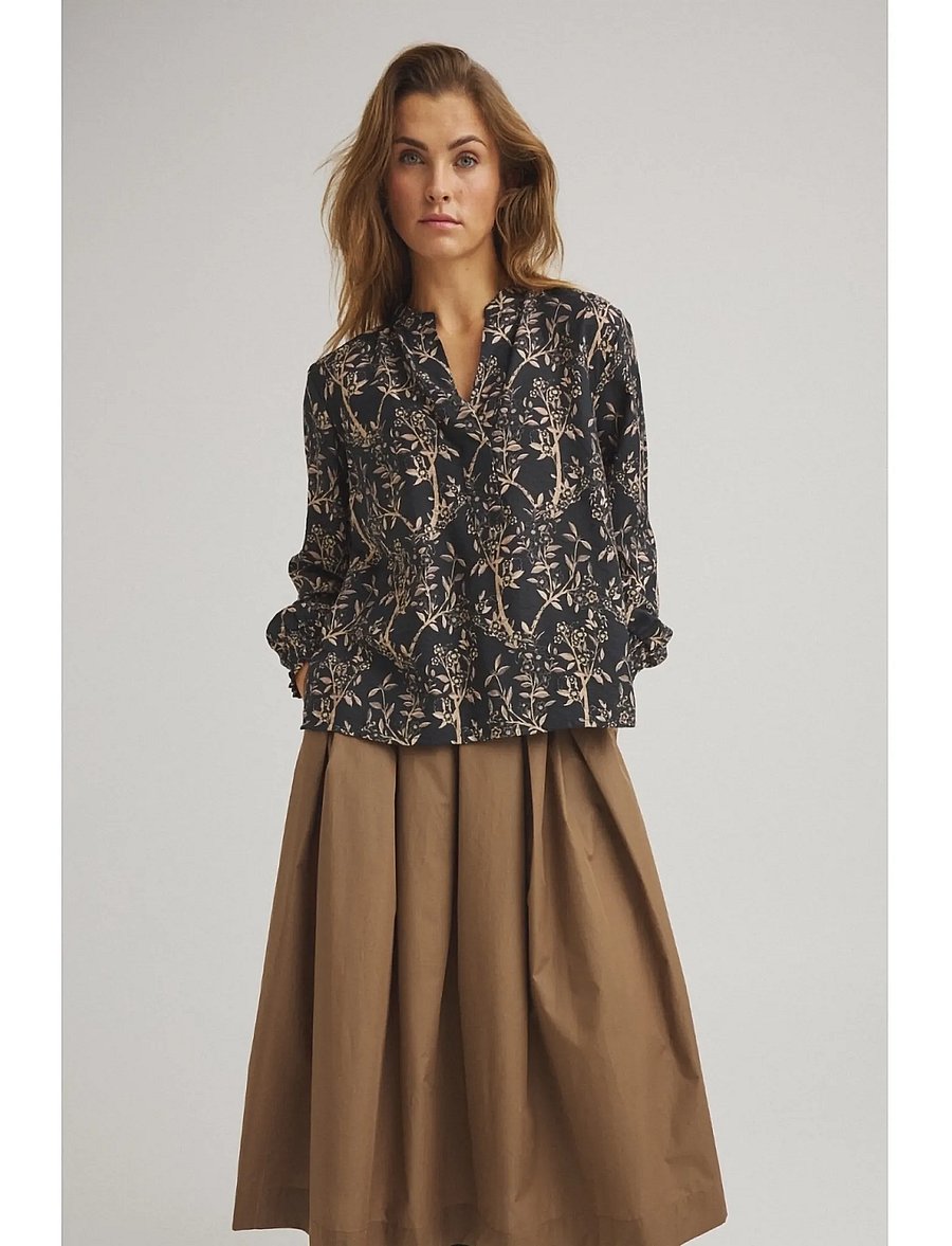 Luxzuz - Jozi Blouse - langärmelige blusen - 819 caviar - 0