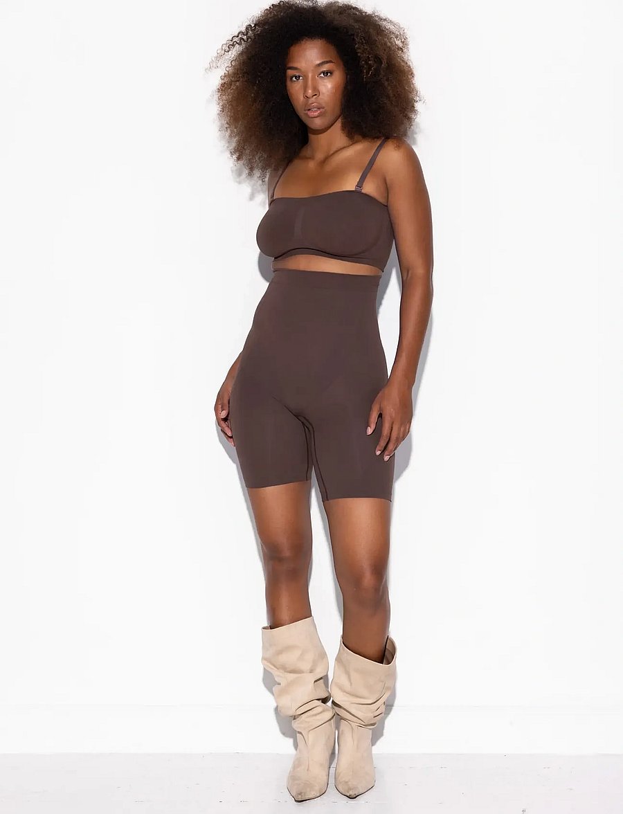 LYKKELAND ateliér - Alturra Highwaist Shaping Shorts - Chocolate - shapewear hosen - chocolate - 5