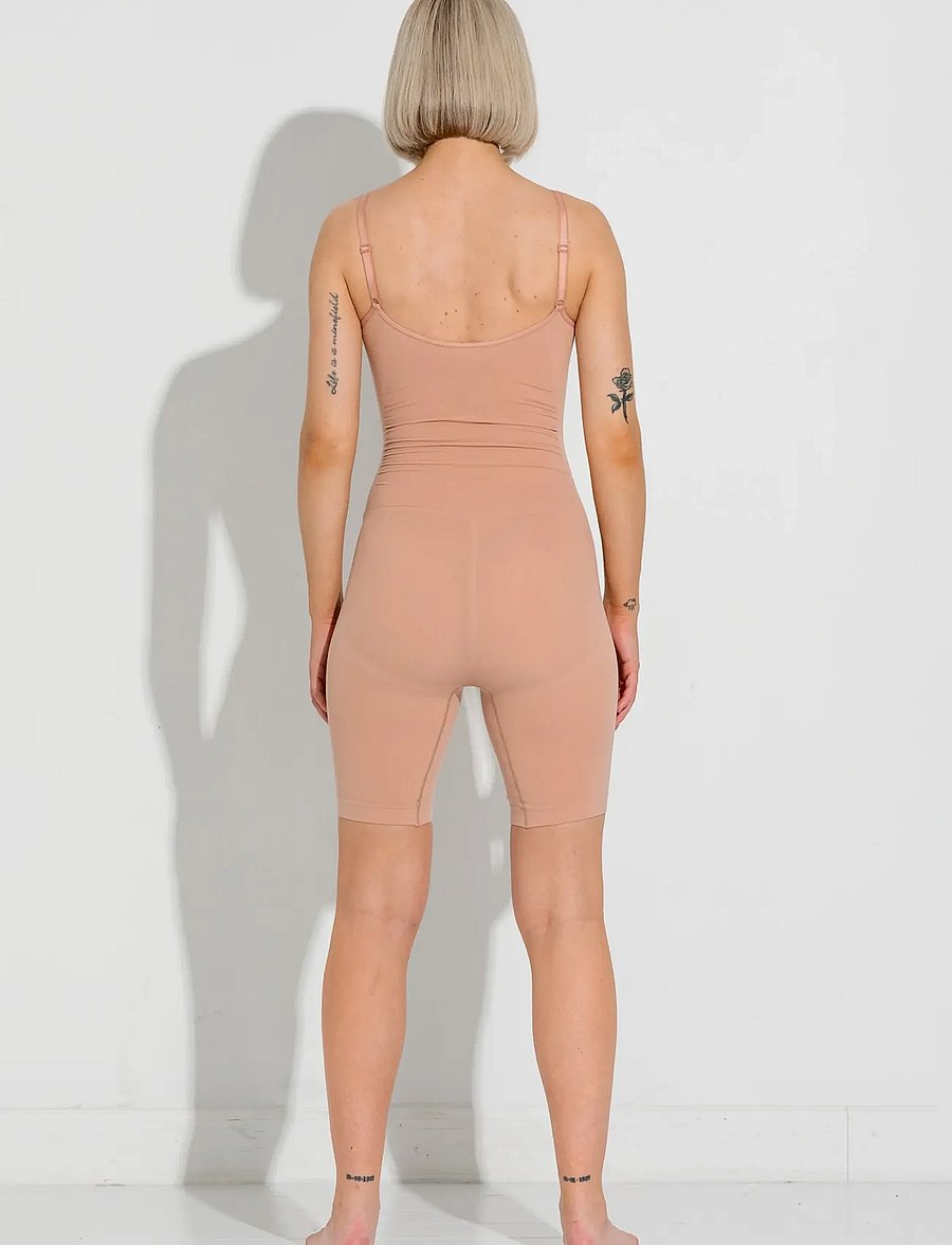 LYKKELAND ateliér - Contour Shapewear Bodysuit - Tan - formgivende underdeler - tan - 3