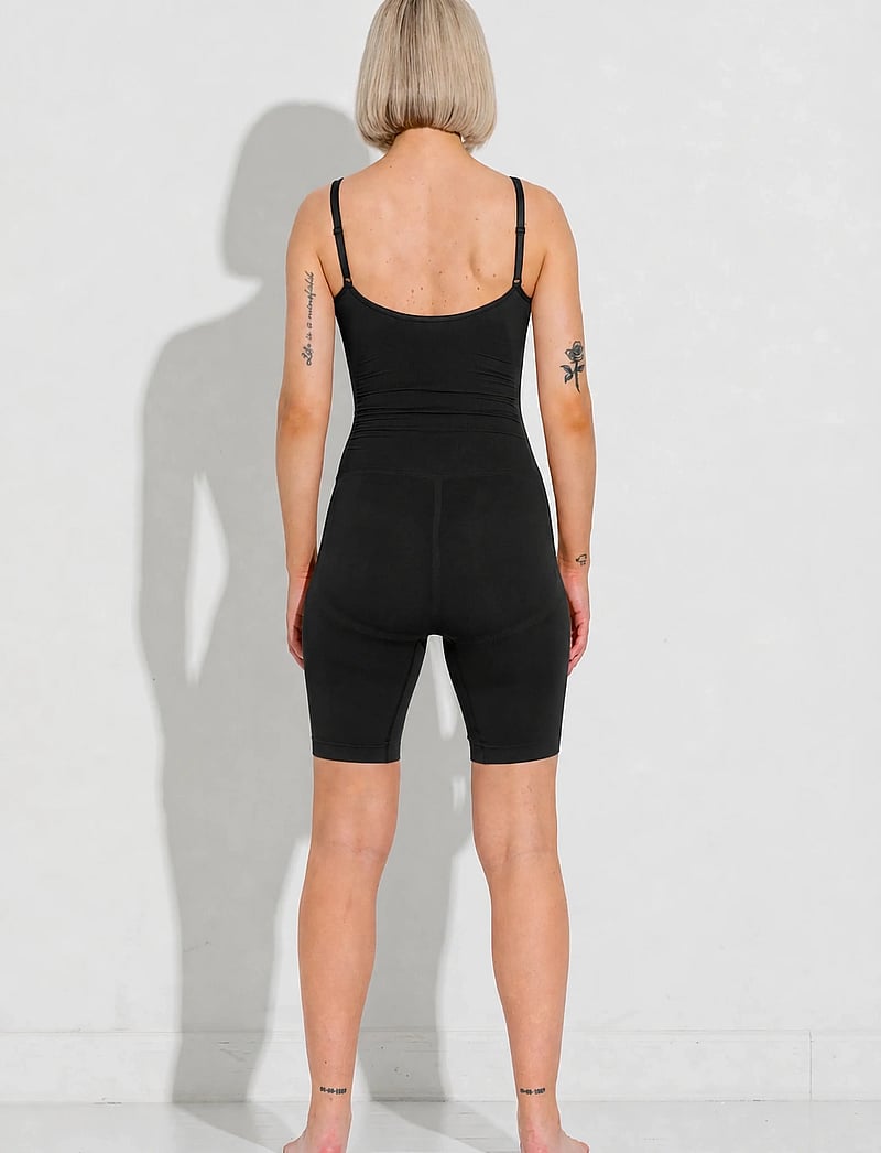 LYKKELAND ateliér - Contour Shapewear Bodysuit - Black - shapewear-hosen - black - 4
