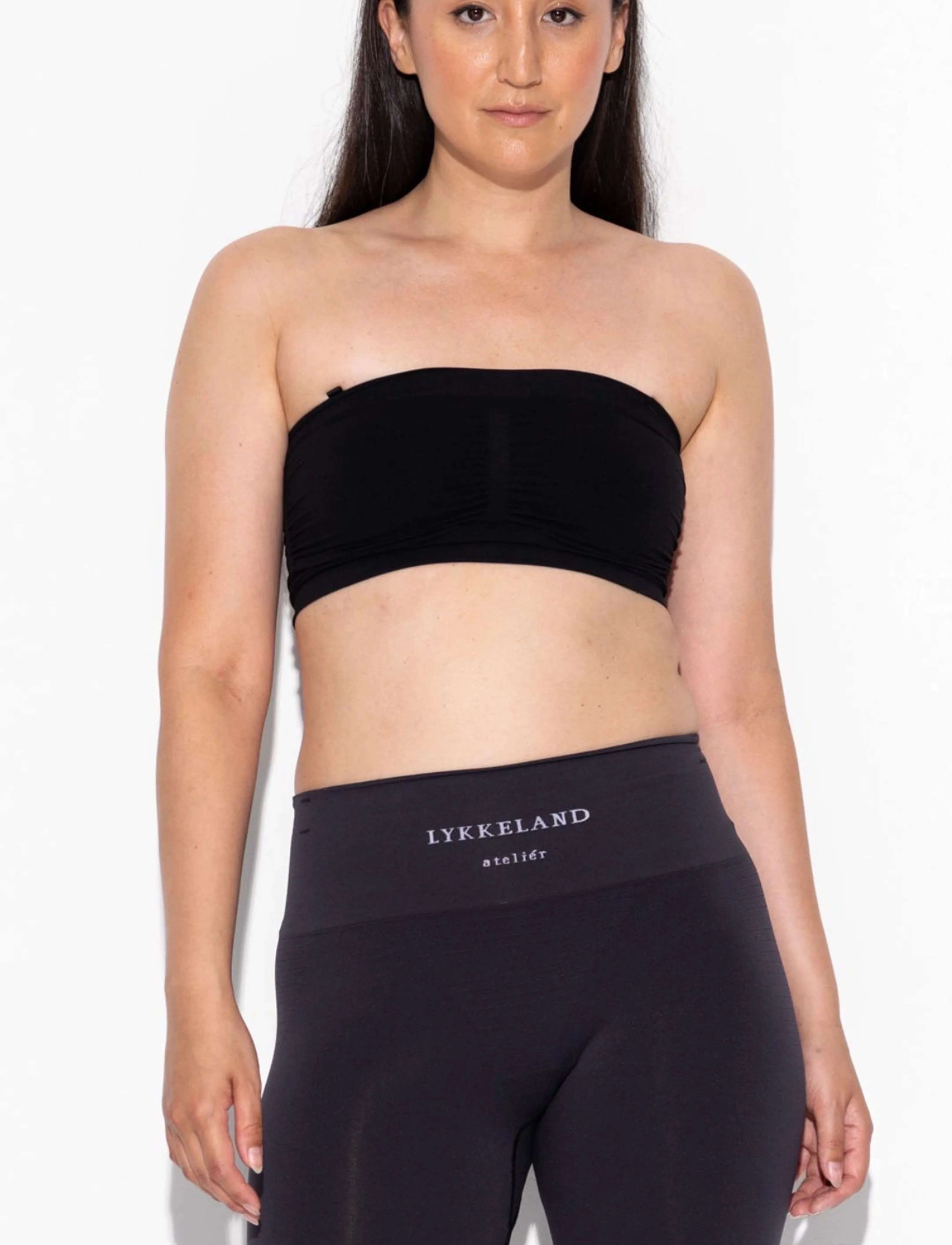 LYKKELAND ateliér - Second Skin Bandauer - Black - tops - black - 2