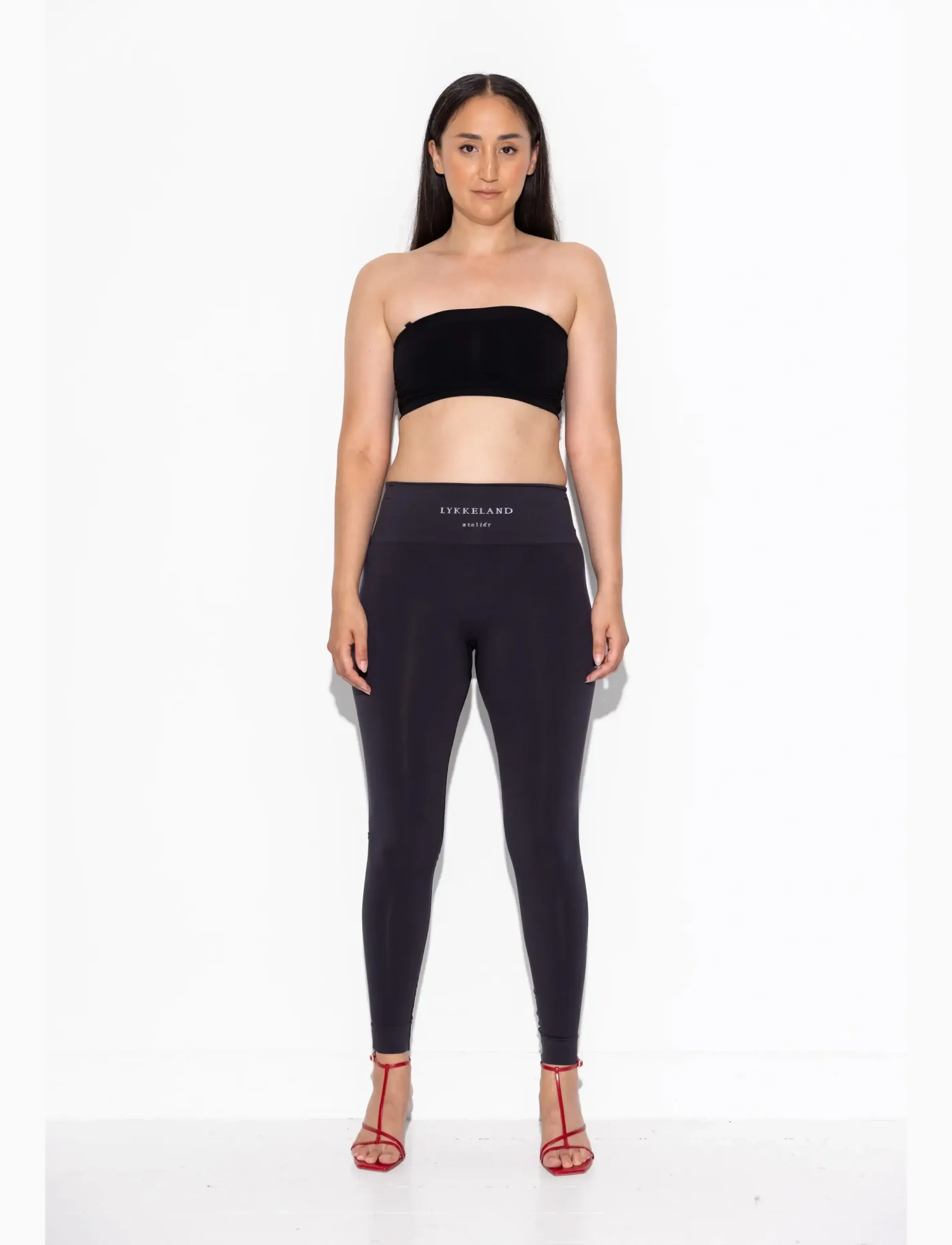 LYKKELAND ateliér - Second Skin Bandauer - Black - tops - black - 3