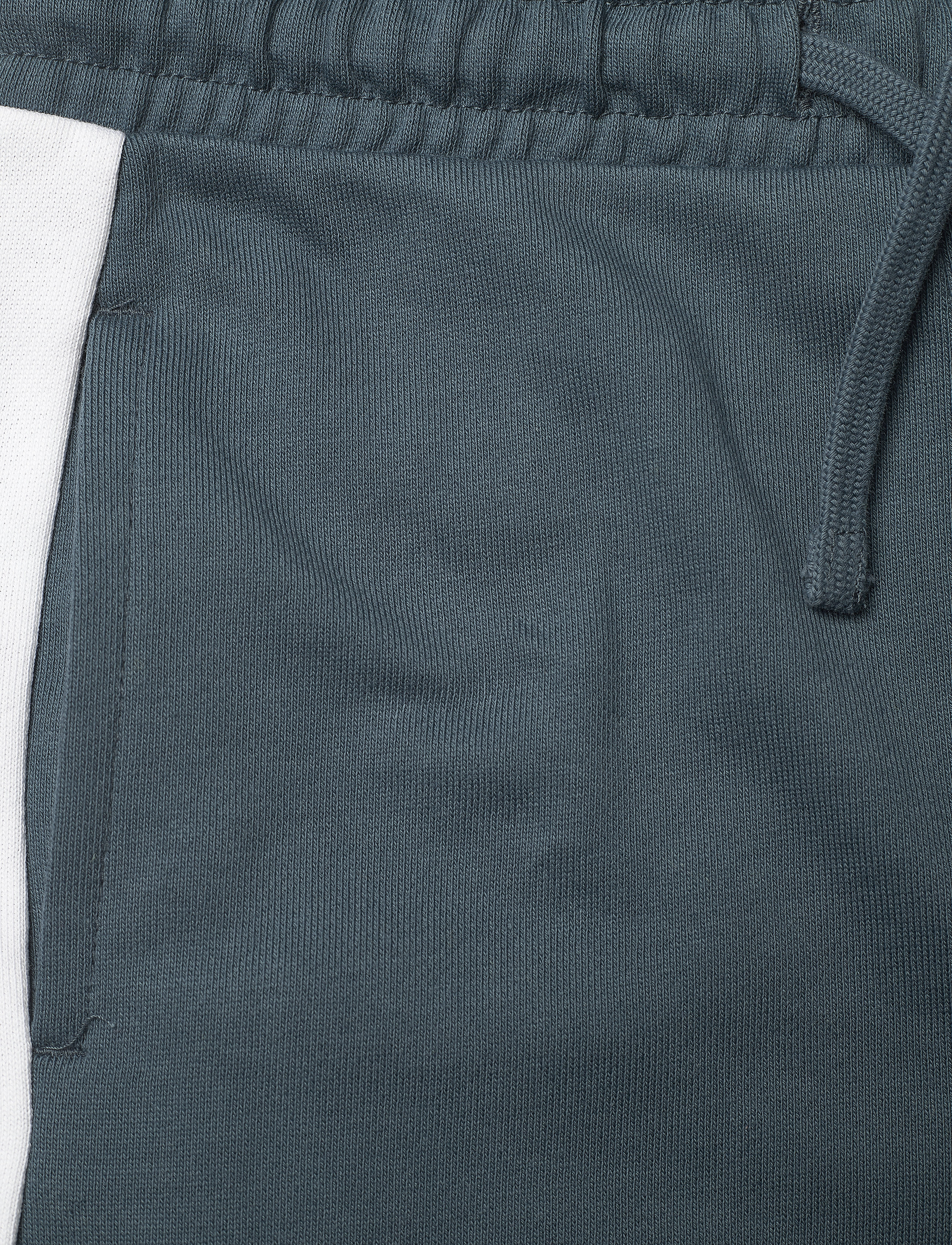 Lyle & Scott Junior - Panel Short Hedge Green - orion blue - 2