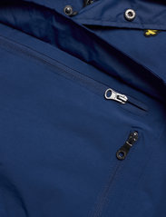 Lyle & Scott Junior - Contrast Panels OTH Windcheater - spring jackets - estate blue - 3