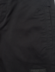 Lyle & Scott Junior - Casuals Woven Short - chino shorts - black - 2