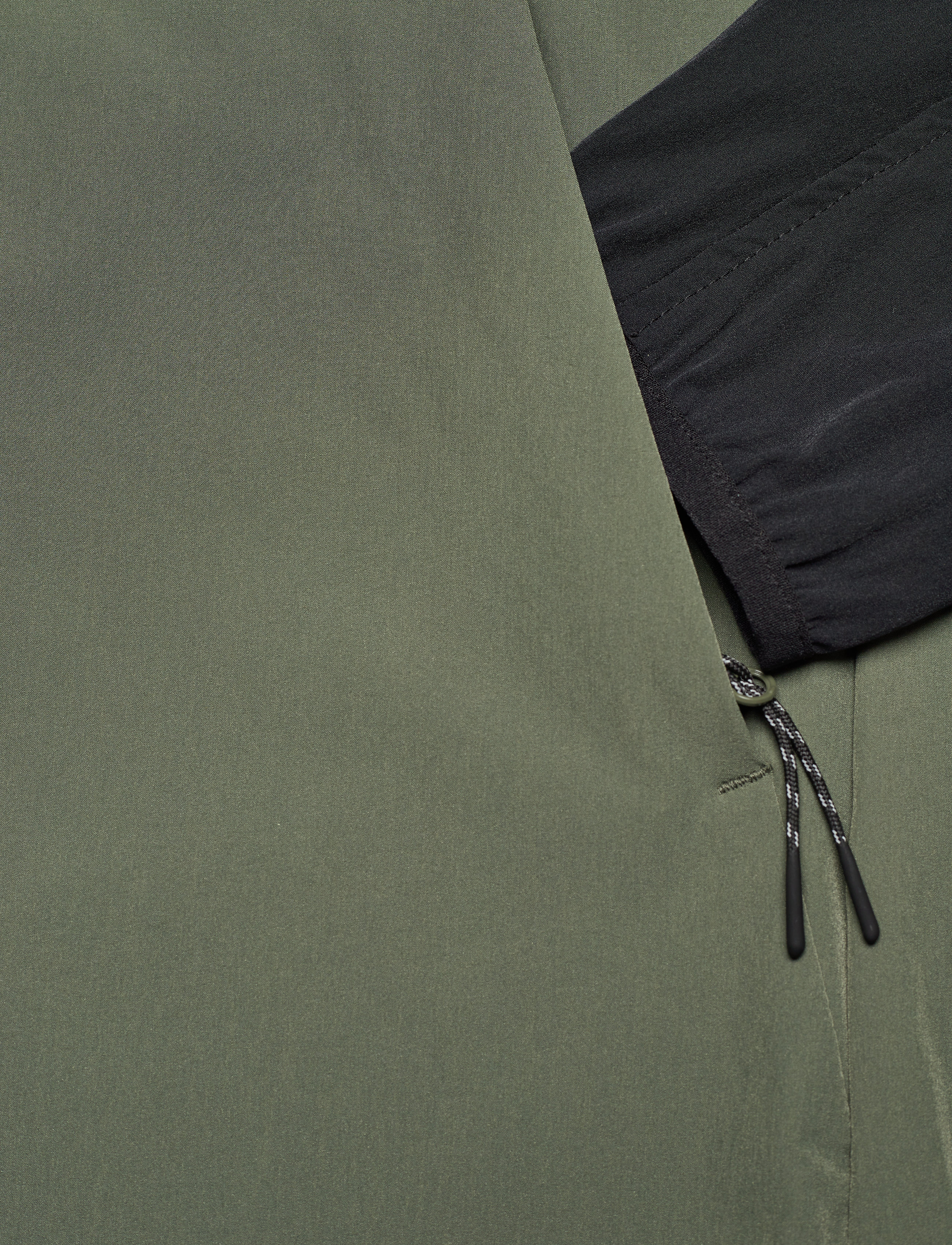 Lyle & Scott Sport - Venture Colour Block Jacket - true black - 3