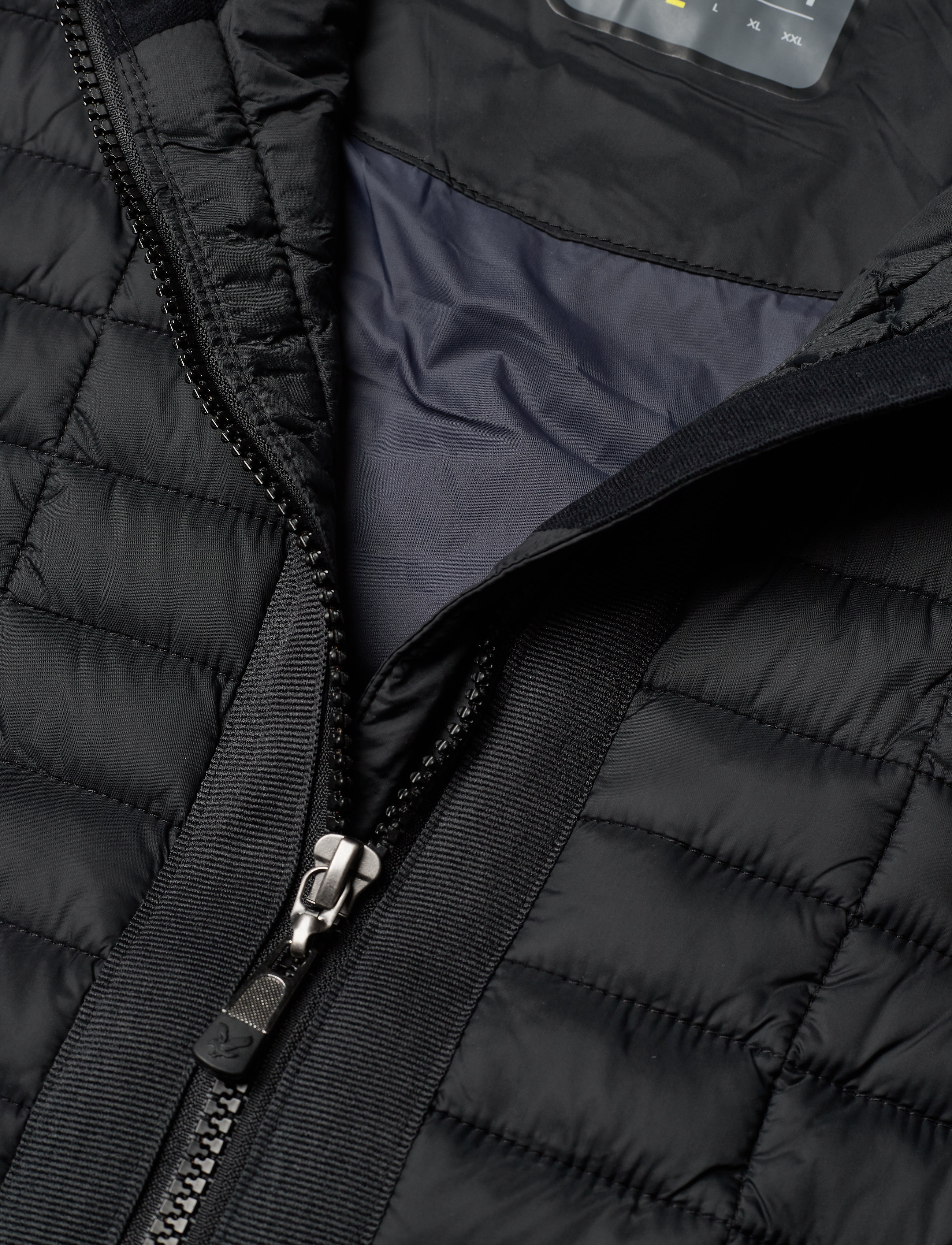Lyle & Scott Sport - Block Quilted Gilet - true black - 2