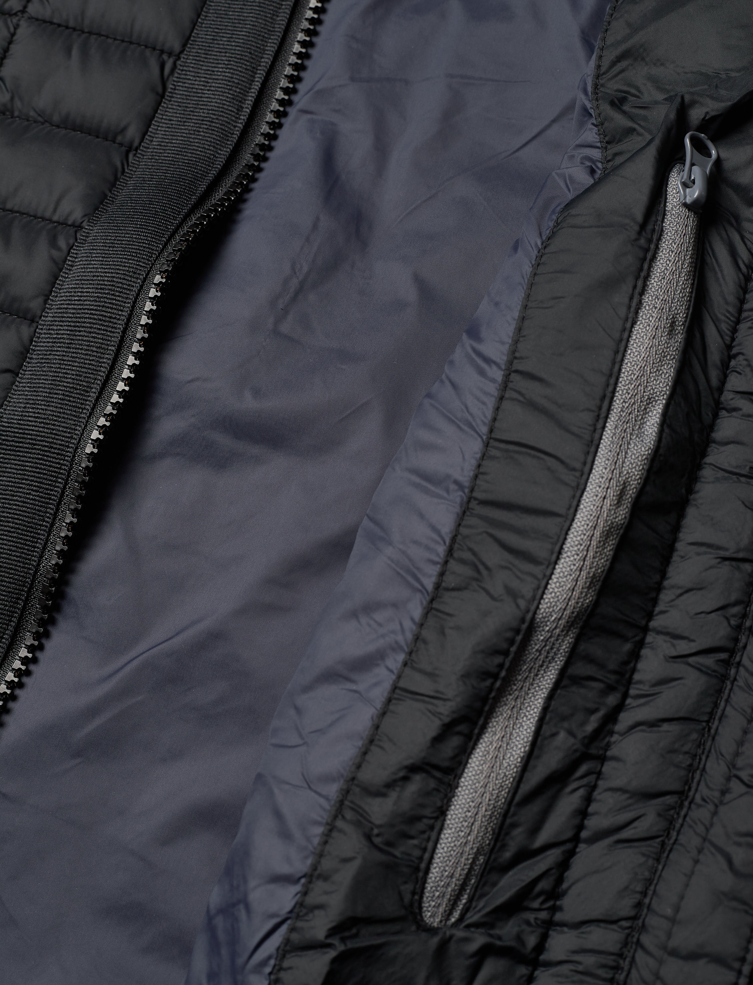 Lyle & Scott Sport - Block Quilted Gilet - true black - 4