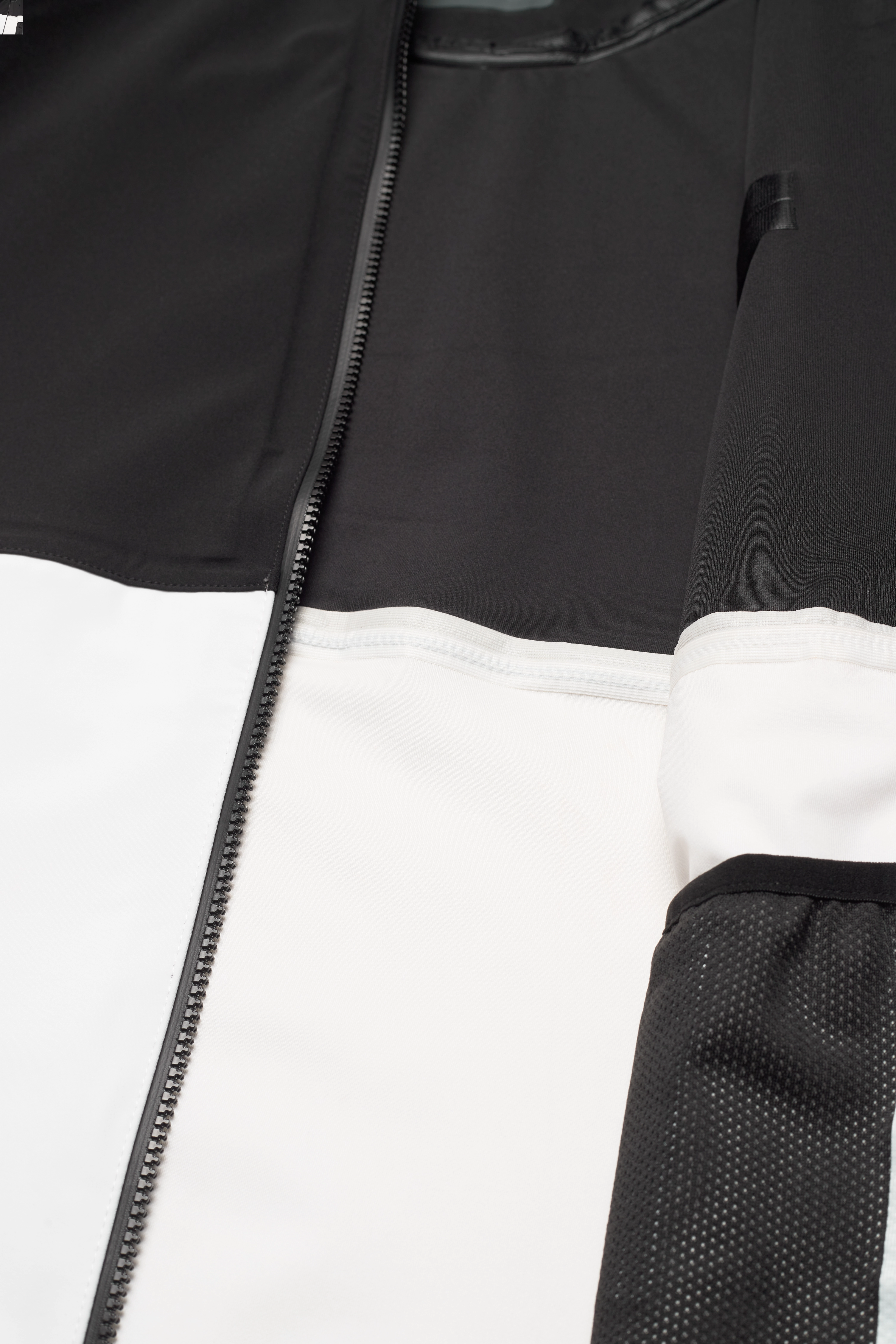 Lyle & Scott Sport - Energy Jacket - true black/ white - 5