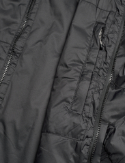 Lyle & Scott Sport - Windjammer Packable Jacket - golf jackets - z865 jet black - 8