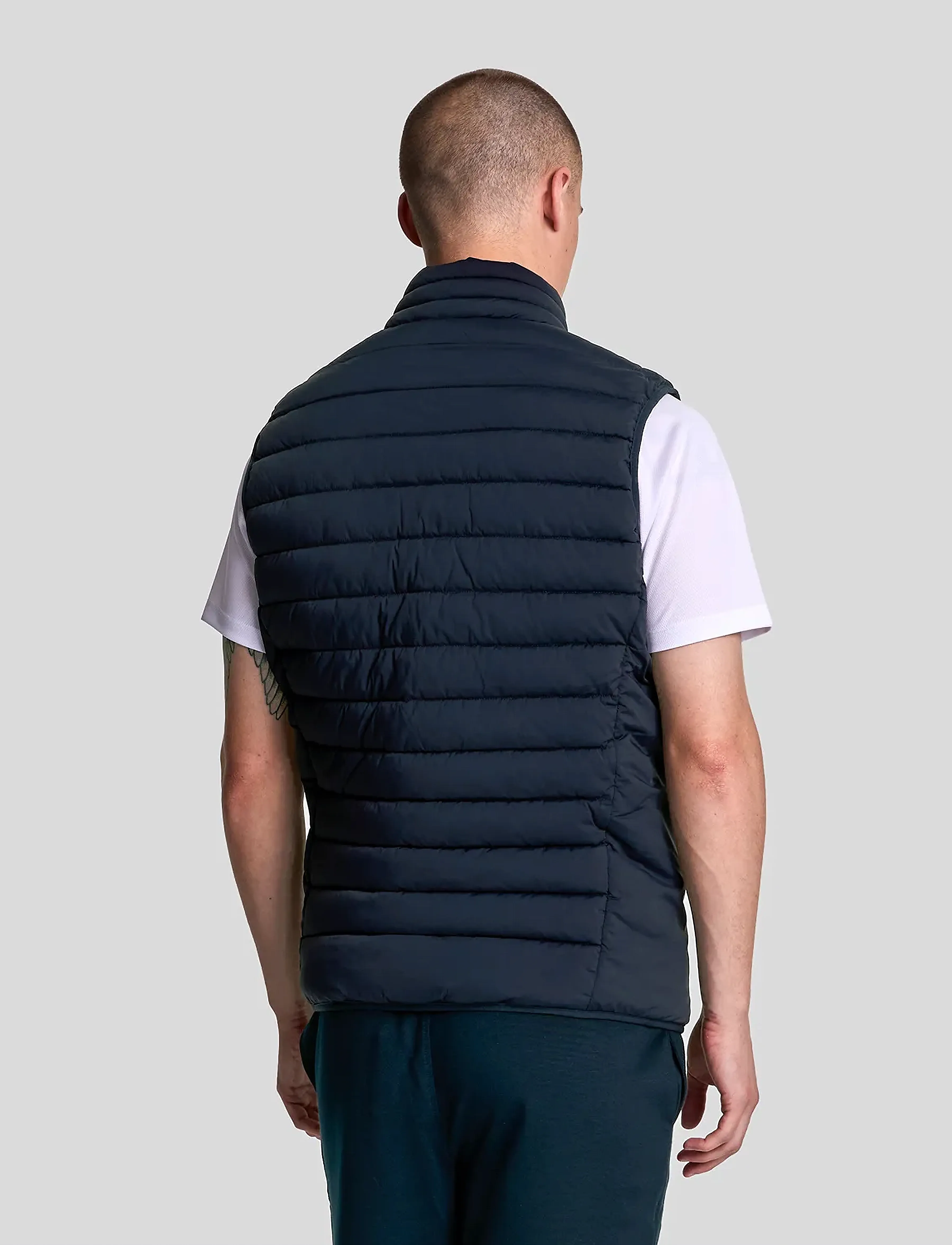 Lyle & Scott Sport - Stretch Lightweight Quilted Gilet - z271 dark navy - 3