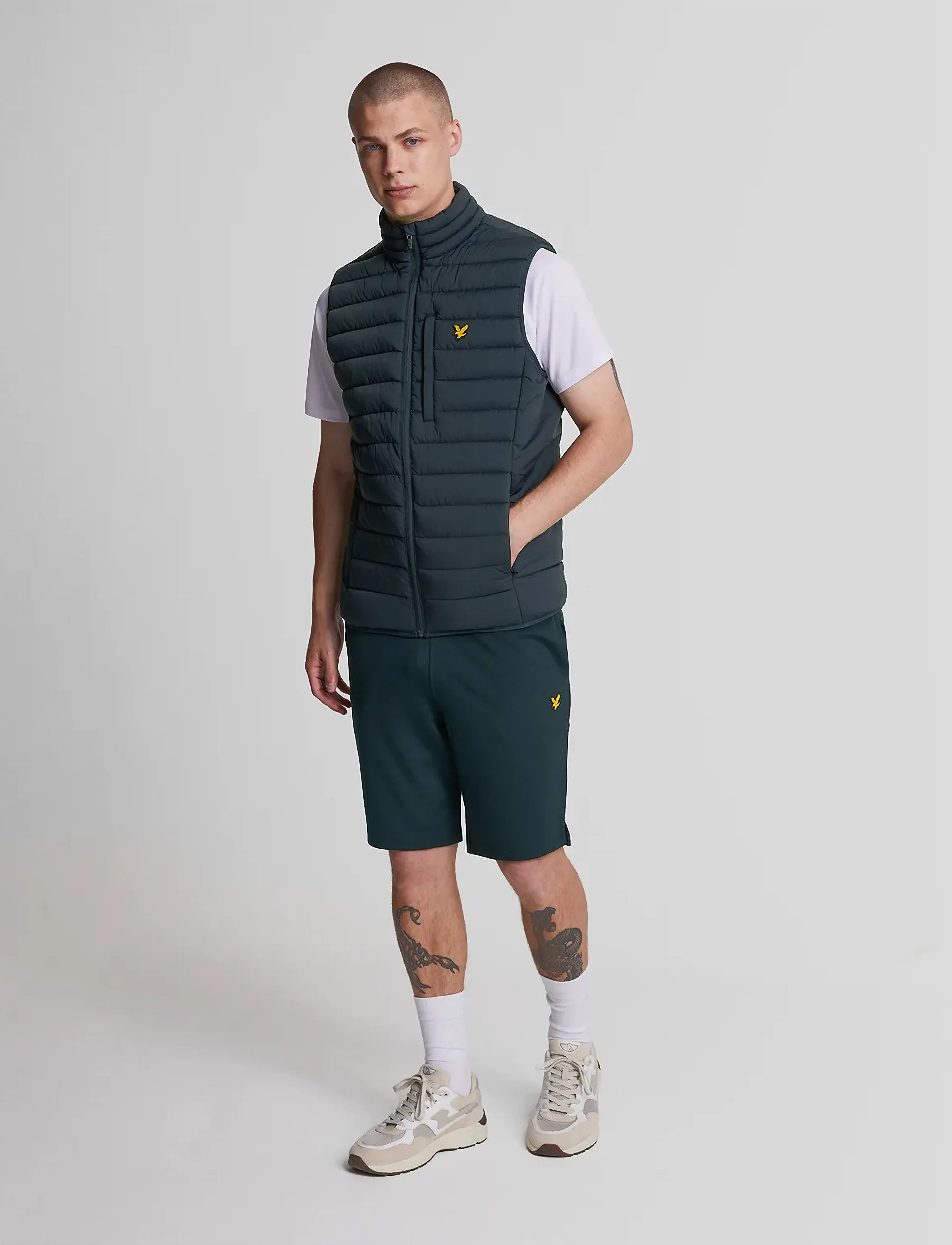 Lyle & Scott Sport - Stretch Lightweight Quilted Gilet - z271 dark navy - 4