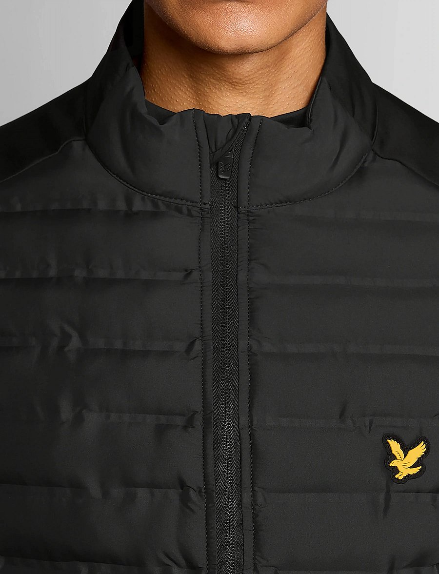 Lyle & Scott Sport - Hybrid Quilted Full Zip Golf Gilet - gilets sans manches - jet black - 5