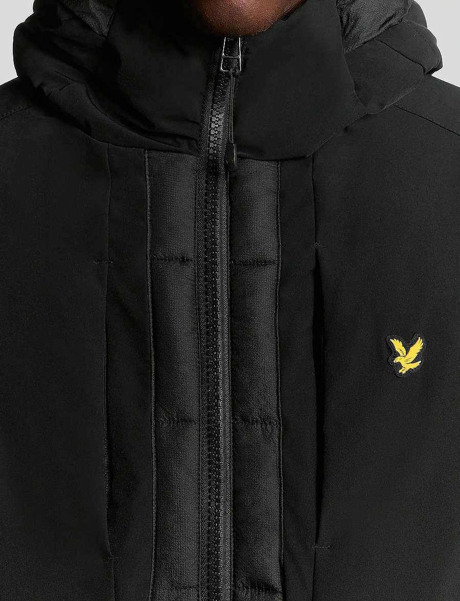 Lyle & Scott Sport - Wadded Hybrid Jacket - hybrid jackets - z865 jet black - 5