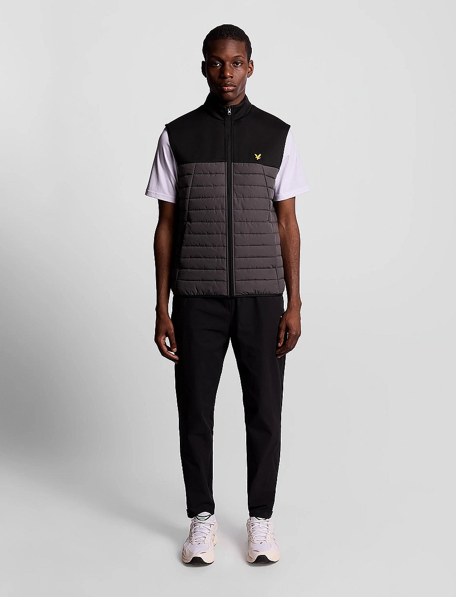 Lyle & Scott Sport - Sports Fleece Hybrid Gilet - gilets sans manches - x617 jet black/ granite - 5