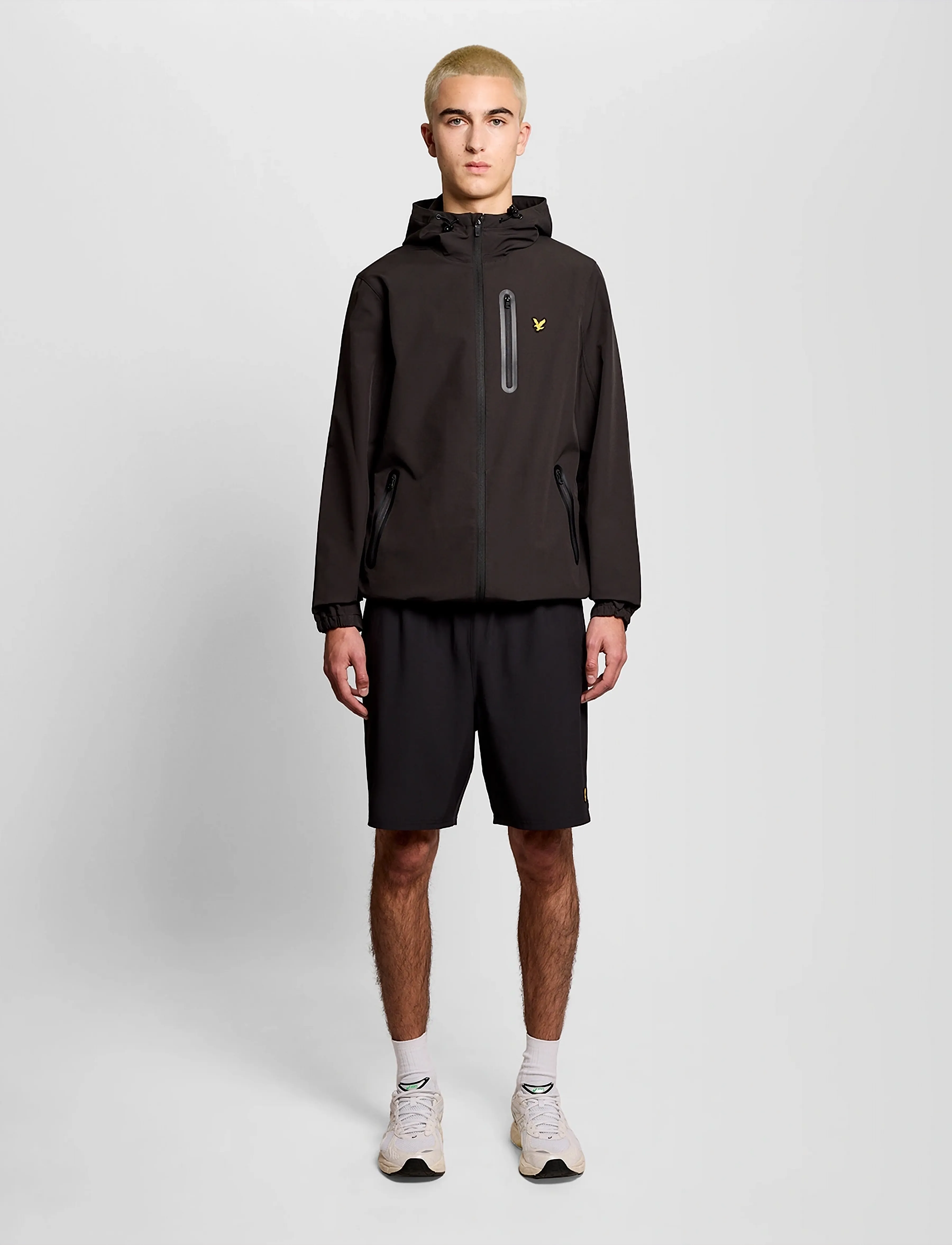 Lyle & Scott Sport - Branded Hooded Jacket - friluftsjakker - jet black - 4