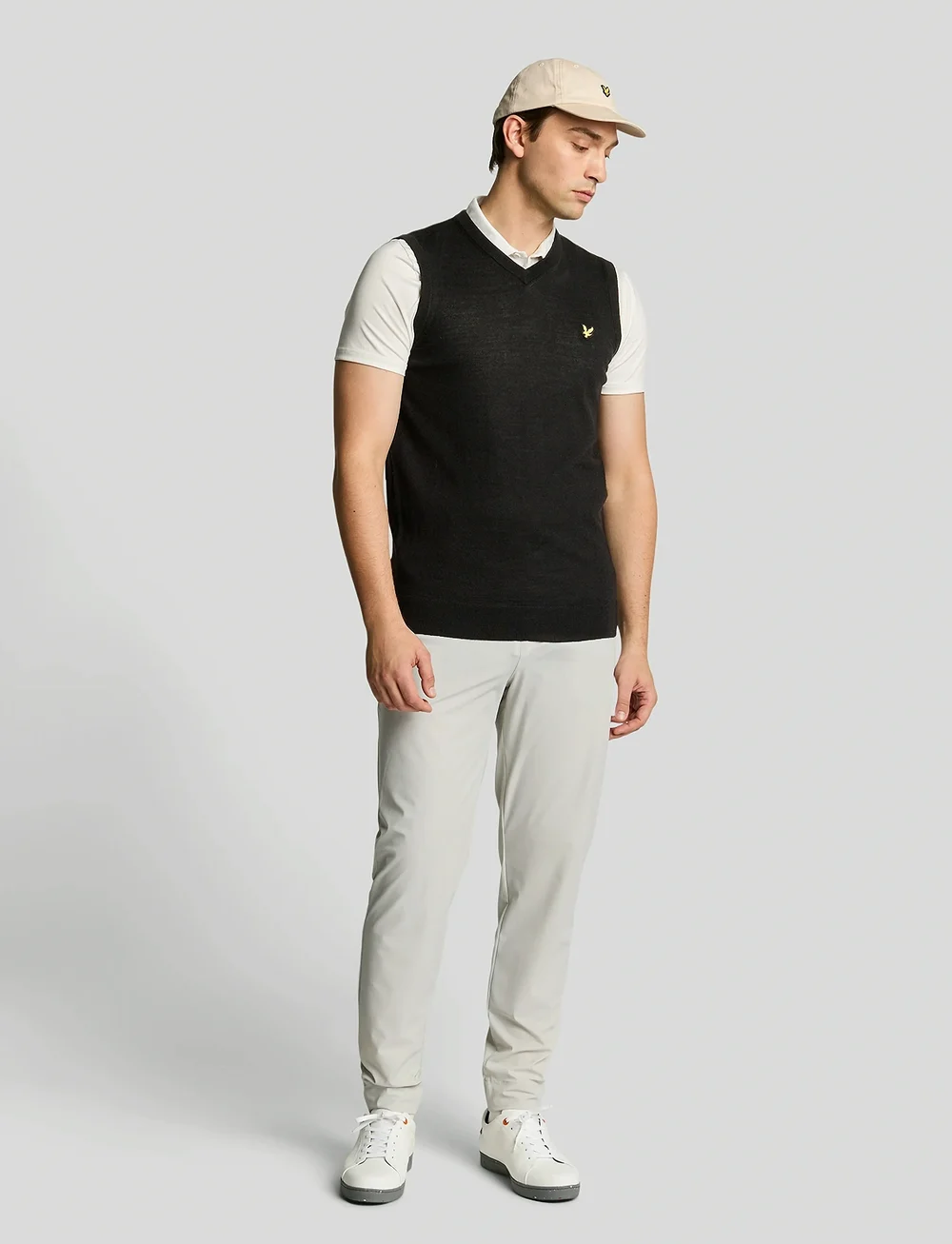 Lyle & Scott Sport - Merino Blend Knitted V-Neck Vest - tops - z865 jet black - 4