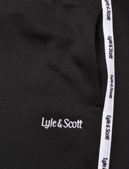 Lyle & Scott Sport - Tape Jogger - sportinio tipo kelnės - z865 jet black - 2