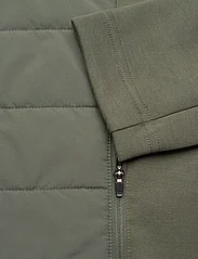Lyle & Scott Sport - Baffle Quilted Quarter Zip Midlayer - spring jackets - x65 cactus green - 3