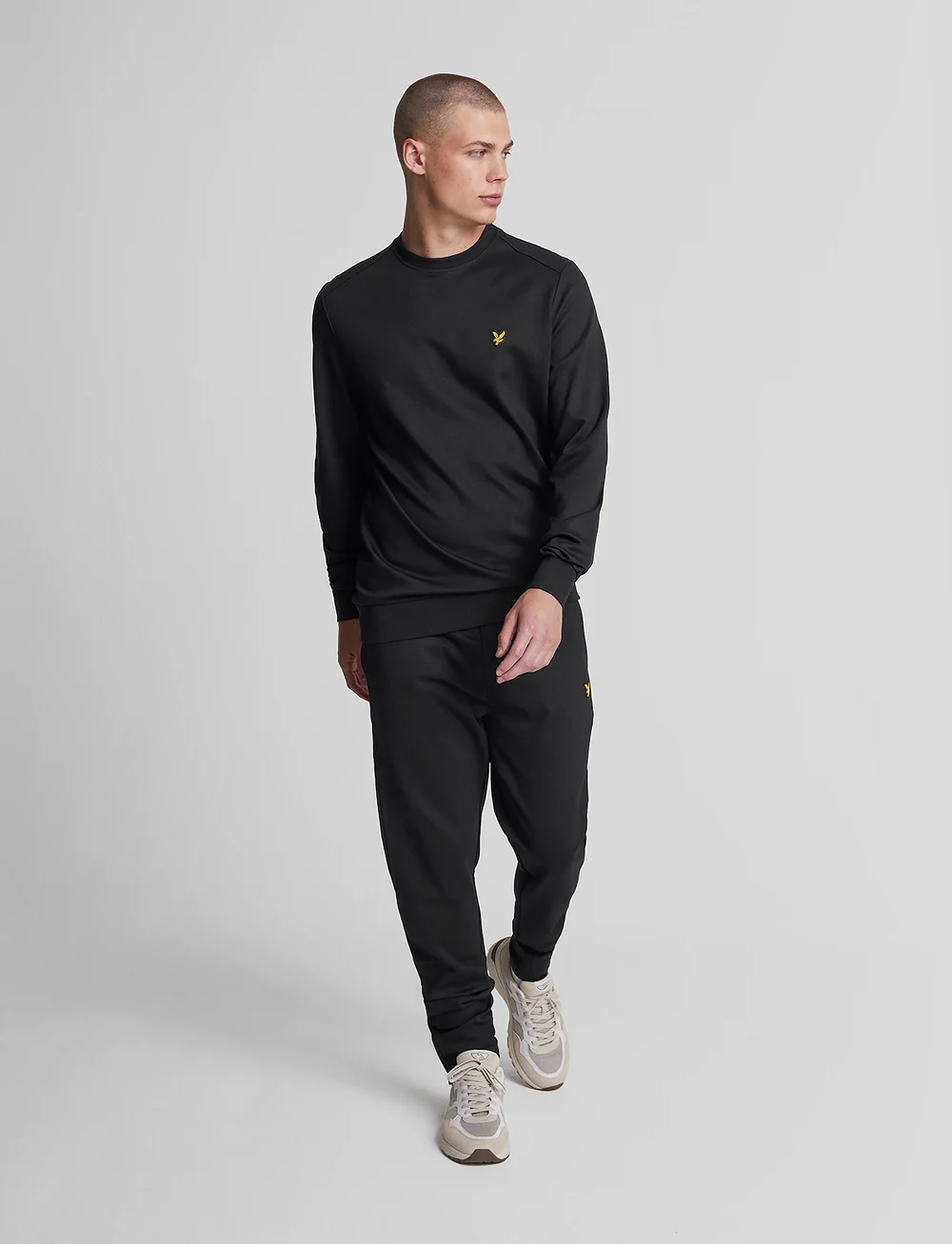Lyle & Scott Sport - Fly Fleece Trackies - sweatpants - z865 jet black - 4
