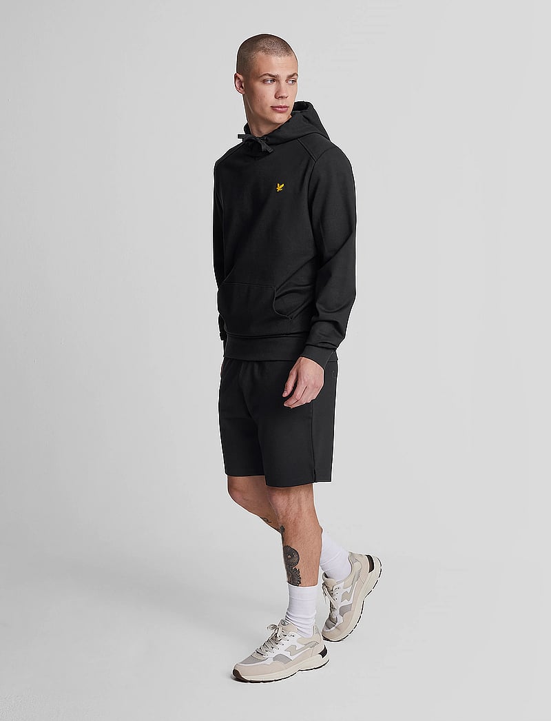 Lyle & Scott Sport - Fly Fleece Shorts - underdele - z865 jet black - 4