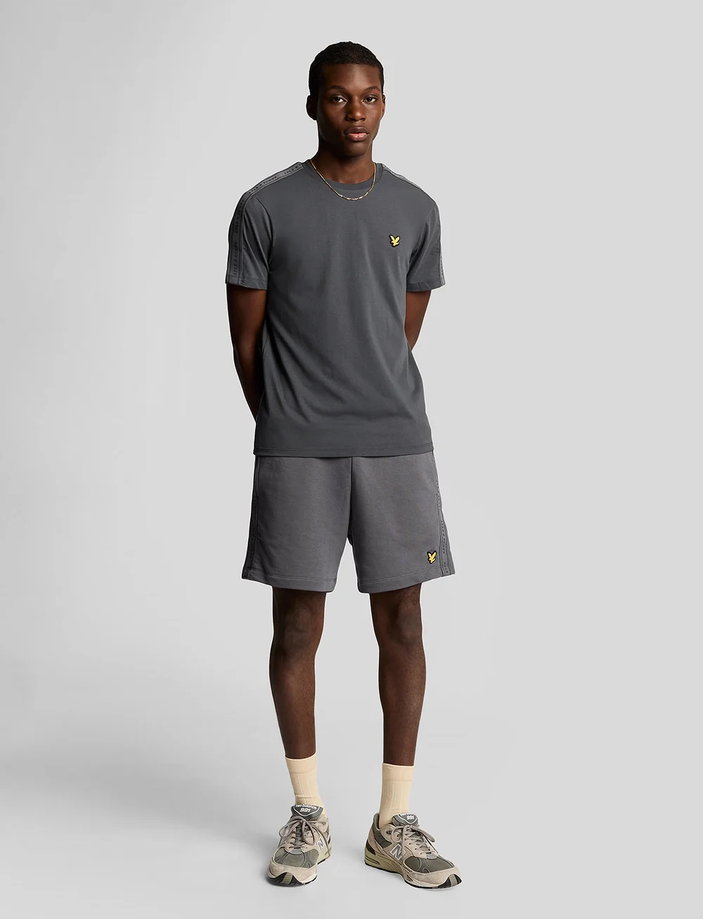 Lyle & Scott Sport - Tape Shorts - hosen - x129 graphite - 0