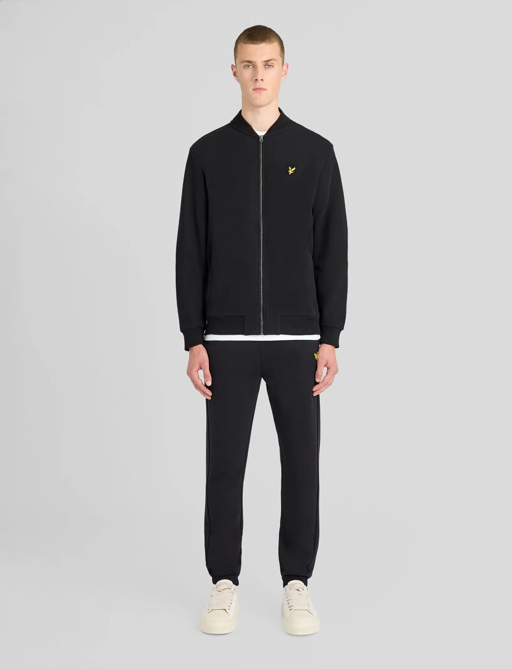 Lyle & Scott Sport - Sports Loopback Joggers - hosen - jet black - 4