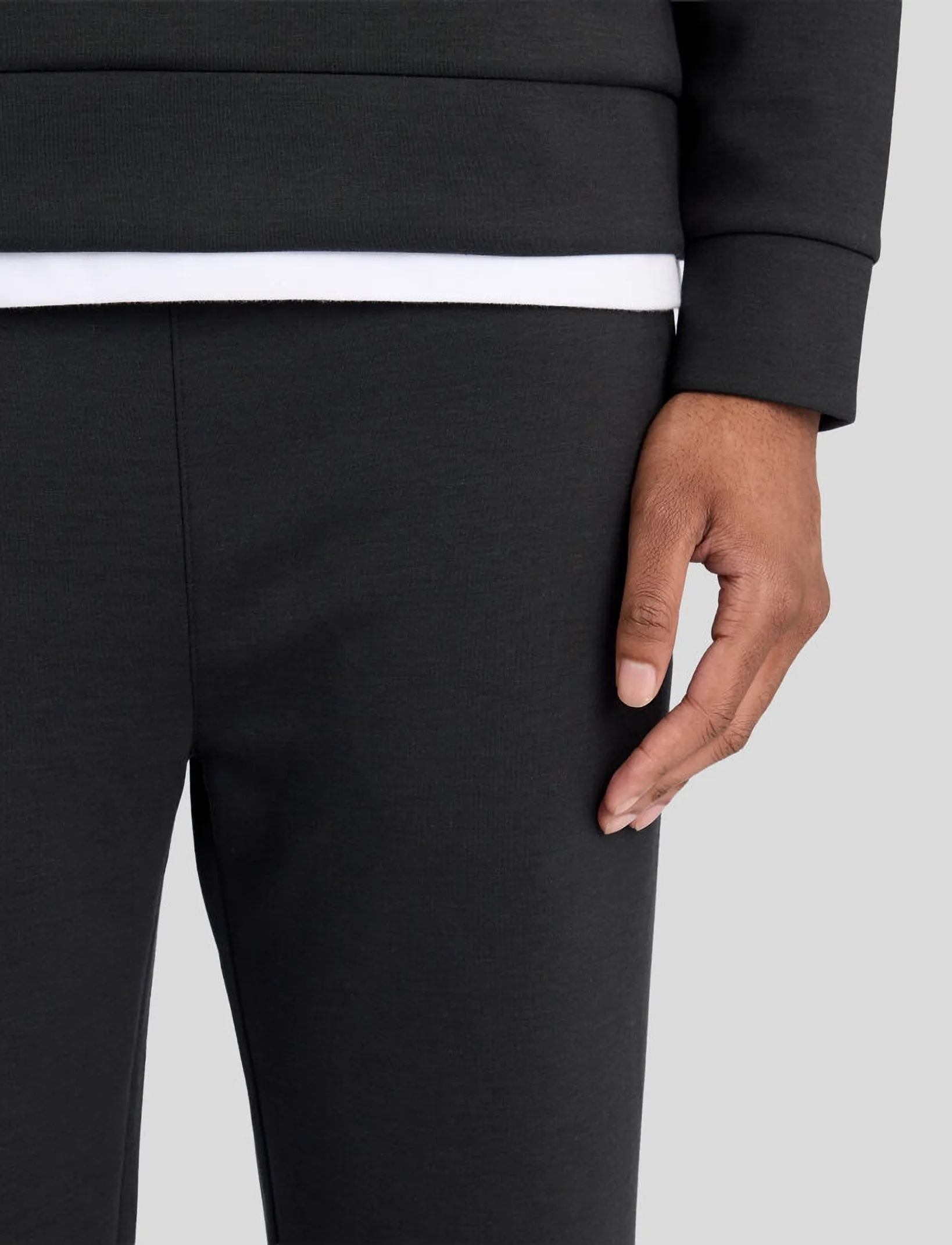 Lyle & Scott Sport - Neoprene Joggers - bukser - jet black - 4