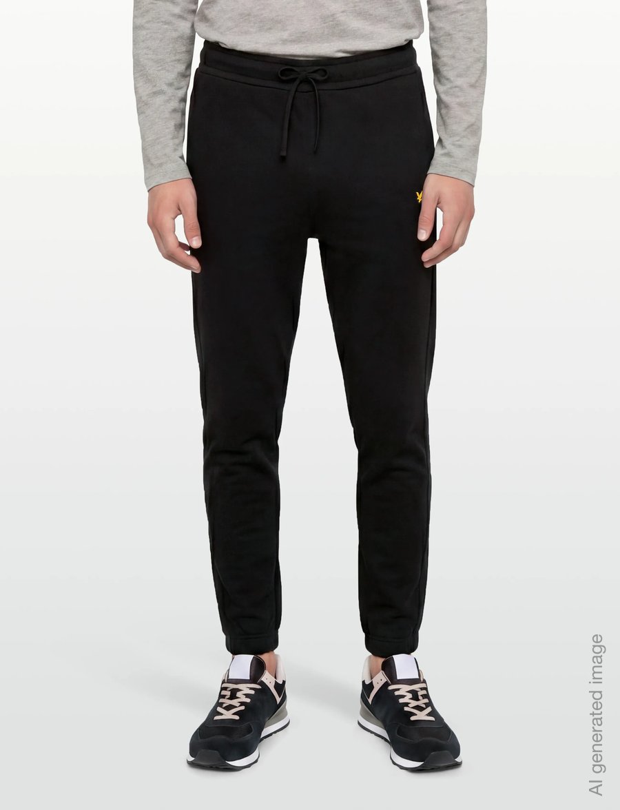 Lyle & Scott Sport - Jacquard Tape Joggers - hosen - jet black - 5