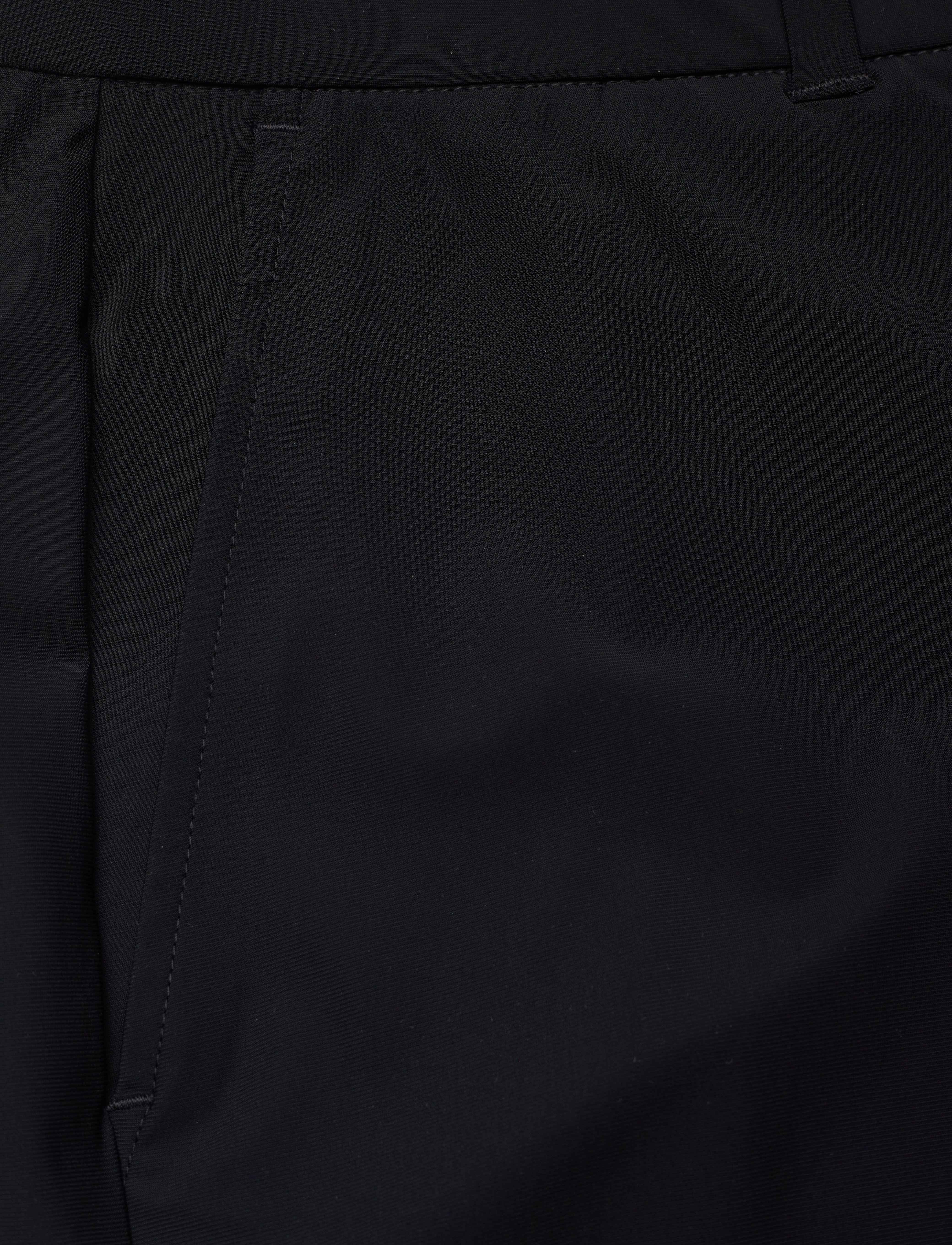 Lyle & Scott Sport - Airlight Shorts - jet black - 2