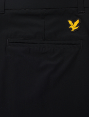 Lyle & Scott Sport - Airlight Shorts - golf shorts - jet black - 4