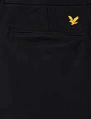 Lyle & Scott Sport - Airlight Shorts - golfshortsit - z865 jet black - 4