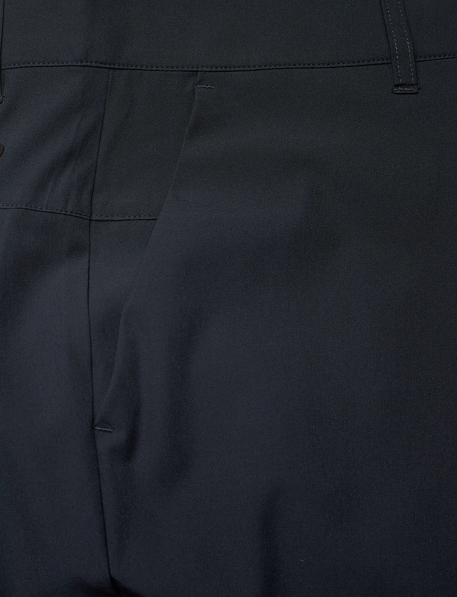 Lyle & Scott Sport - Lightweight Golf Tech Shorts - golf-shorts - z271 dark navy - 2