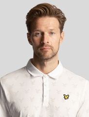 Lyle & Scott Sport - Jacquard Polo Shirt - kortärmade pikéer - white - 5