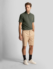 Lyle & Scott Sport - Golf Tech Polo Shirt - kurzärmelig - cactus green - 3