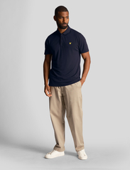 Lyle & Scott Sport - Golf Tech Polo Shirt - kortærmede poloer - dark navy - 3