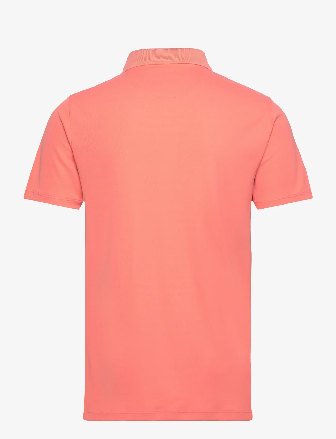 Lyle & Scott Sport - Golf Tech Polo Shirt - kortærmede poloer - w973 course coral - 1