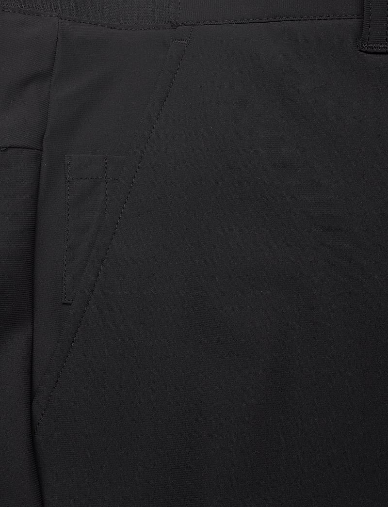 Lyle & Scott Sport - Lightweight Golf Tech Trackies - golf pants - z865 jet black - 2