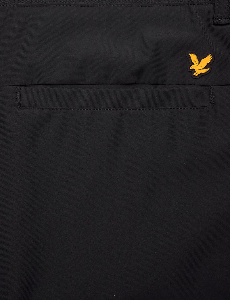 Lyle & Scott Sport - Lightweight Golf Tech Trackies - golf pants - z865 jet black - 4