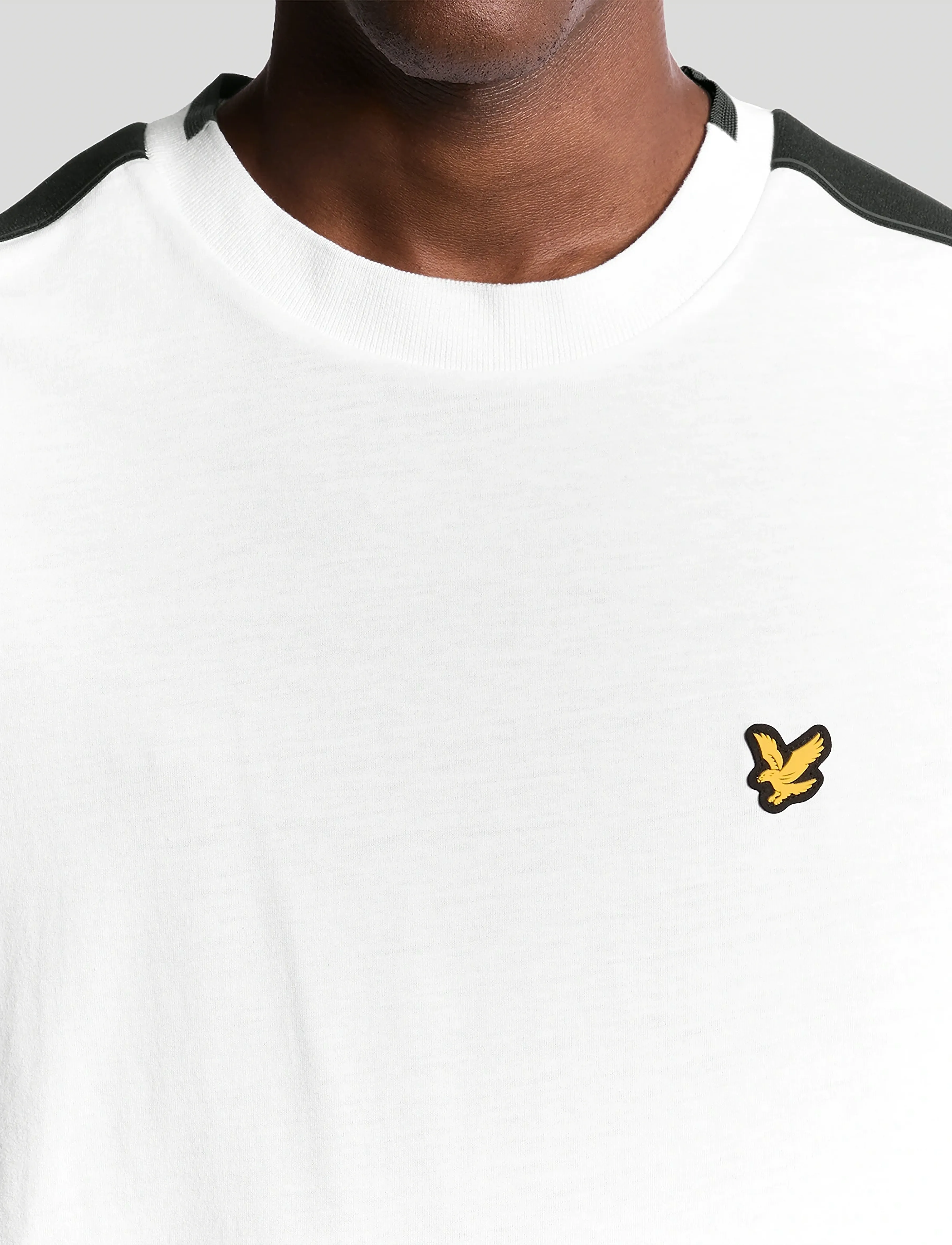 Lyle & Scott Sport - Tape T-Shirt - 626 white - 5