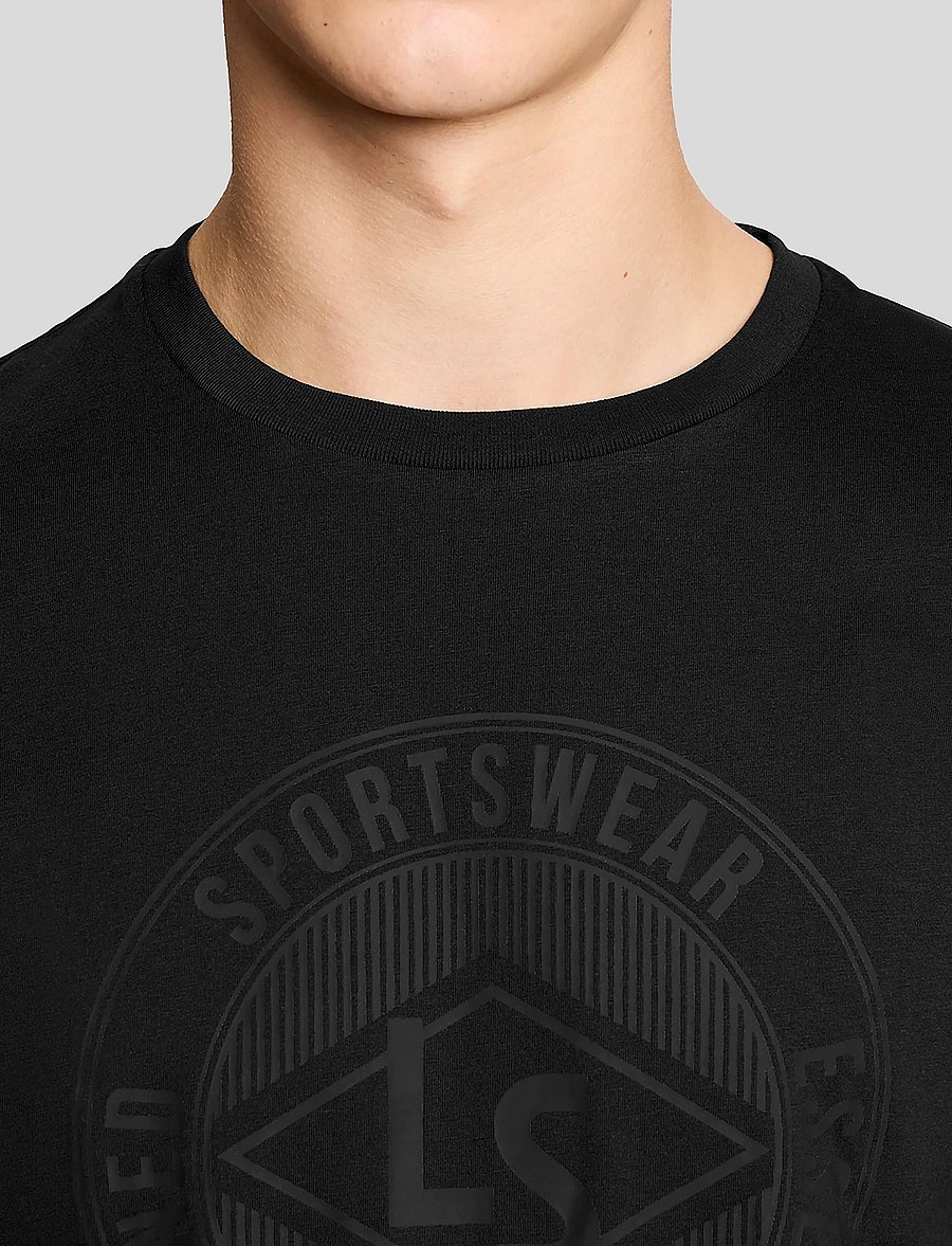 Lyle & Scott Sport - Redefined Sportswear Graphic T-Shirt - t-shirts - jet black - 4
