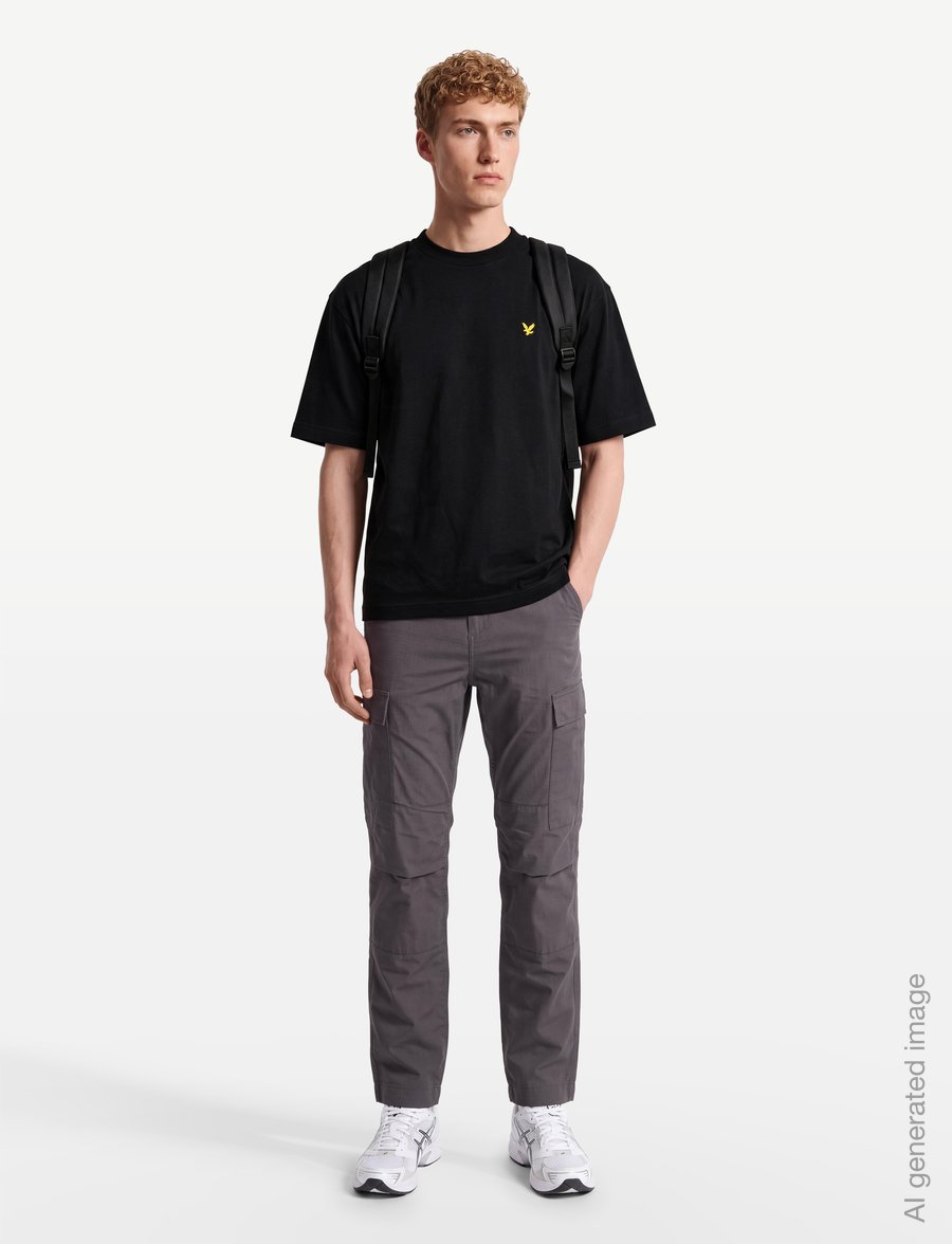 Lyle & Scott Sport - Oversized Sports Collegiate T-Shirt - t-shirts - jet black - 0