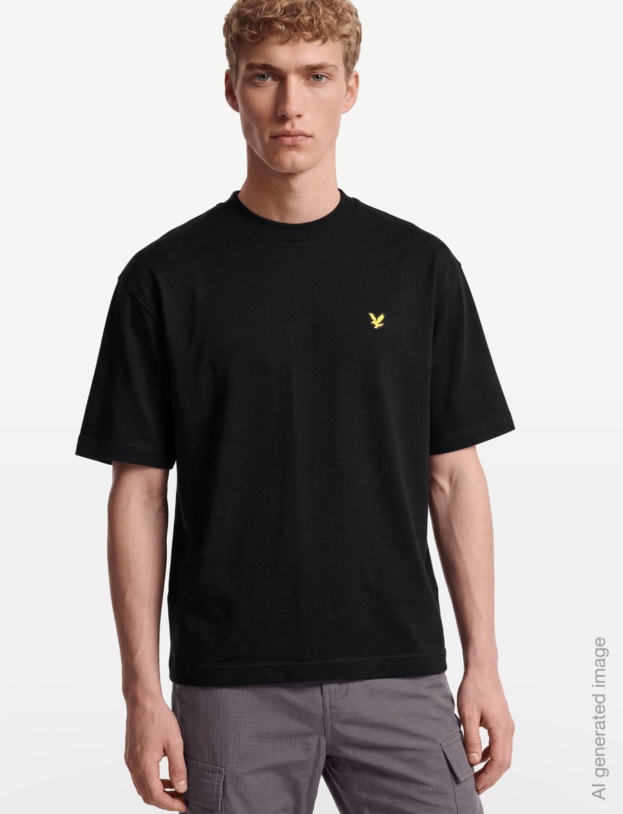 Lyle & Scott Sport - Oversized Sports Collegiate T-Shirt - t-shirts - jet black - 3