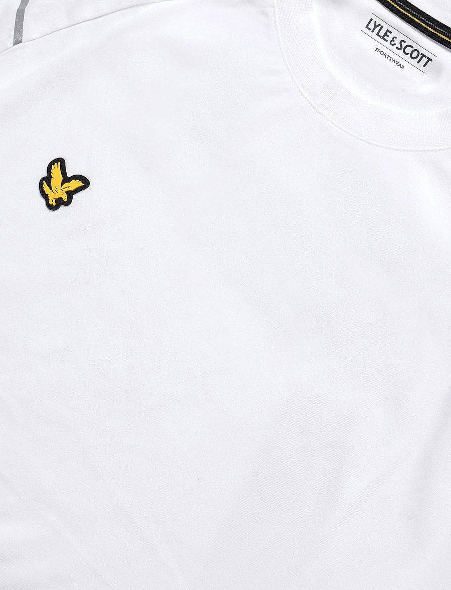 Lyle & Scott Sport - Reflective Raglan T-shirt - alussärgid ja t-särgid - white - 2