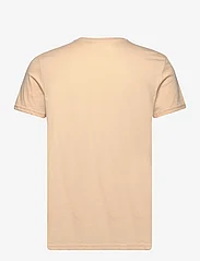 Lyle & Scott Sport - Martin SS T-Shirt - die niedrigsten preise - x183 sand dune - 1