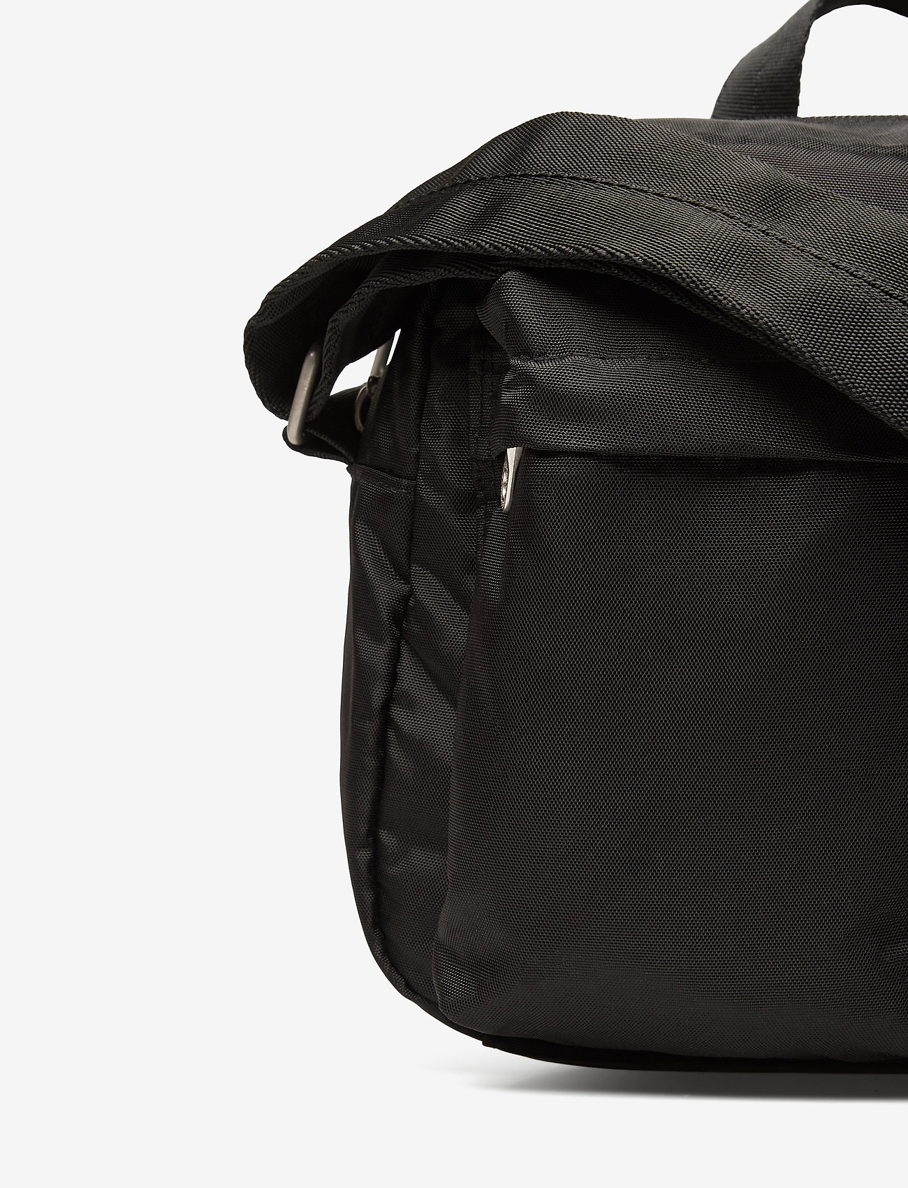 Lyle & Scott - Nylon Camera Bag - true black - 3